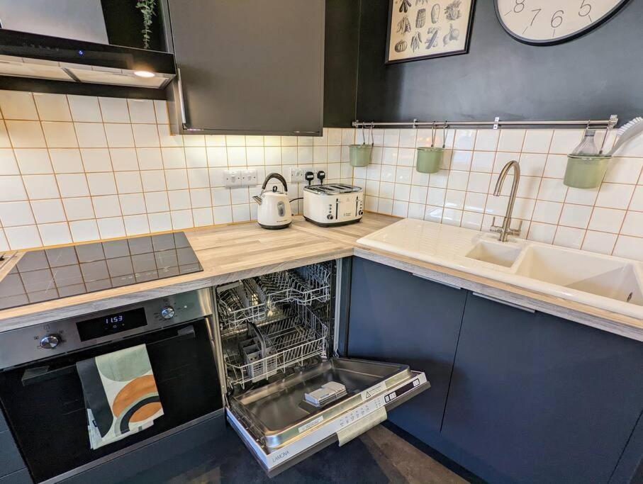Ramsgate Retreat - Ultra Modern 3 Bed Apartment Exterior photo